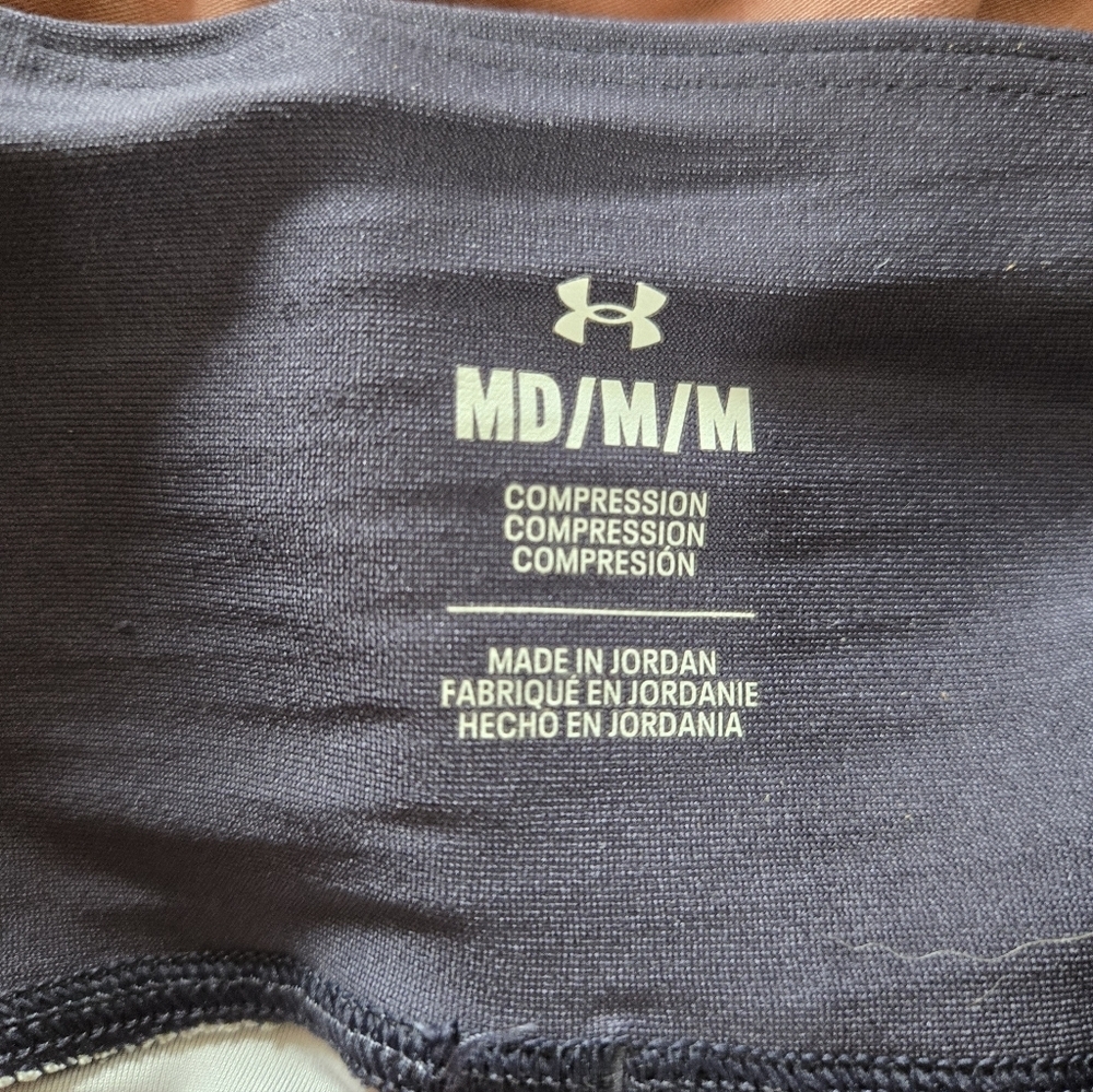 Under Armour | Project Rock Veterans Day Leggings, Size M - Picture 4 of 10